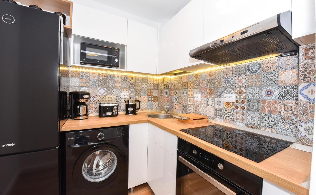 Highstyle Downtown Apartment Bucarest Extérieur photo